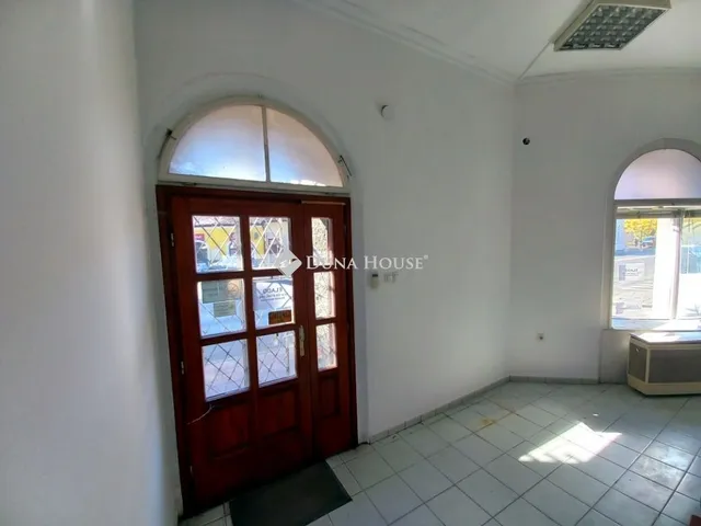 Eladó kereskedelmi és ipari ingatlan Hatvan 73 nm