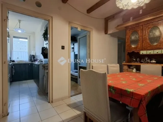 Eladó lakás Budapest III. kerület 57 nm