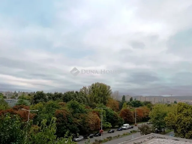 Eladó lakás Budapest IV. kerület 71 nm