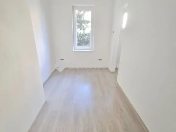 Eladó lakás Budapest II. kerület 52 nm