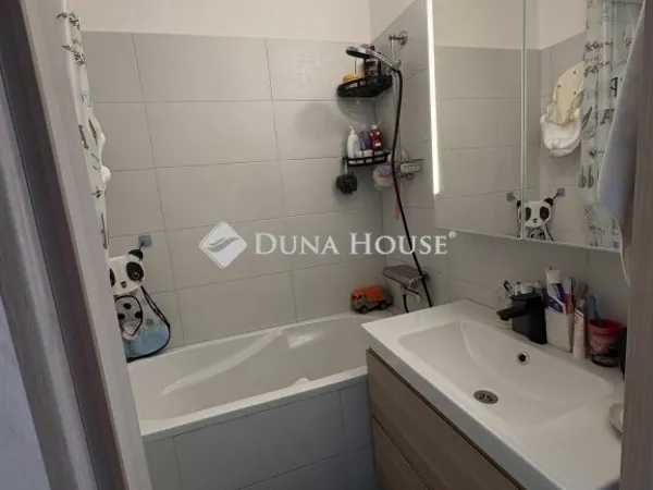 Eladó lakás Budapest IV. kerület 64 nm