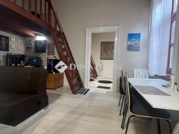 Eladó lakás Budapest VI. kerület 54 nm