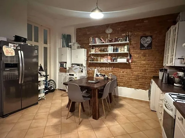 Eladó lakás Budapest II. kerület 100 nm