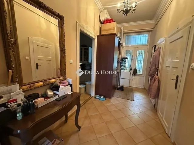 Eladó lakás Budapest II. kerület 100 nm