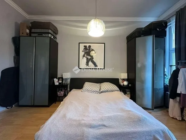 Eladó lakás Budapest II. kerület 100 nm