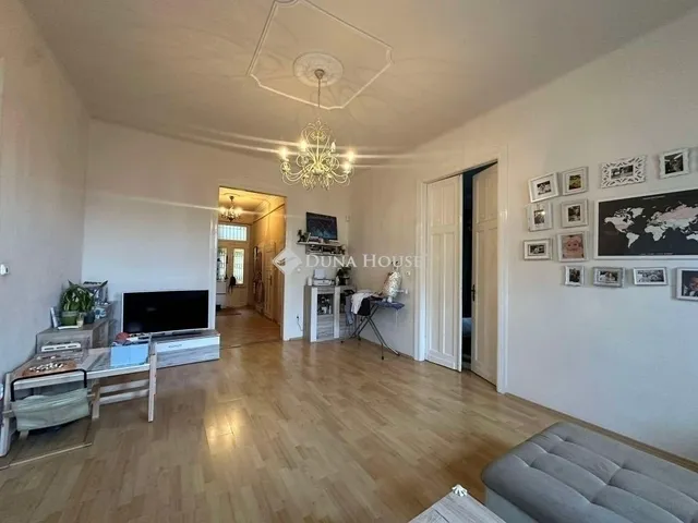 Eladó lakás Budapest II. kerület 100 nm