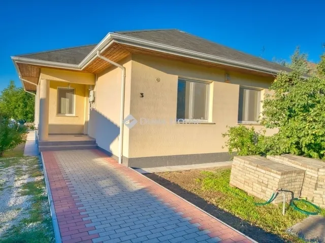 Eladó ház Gyál 109 nm