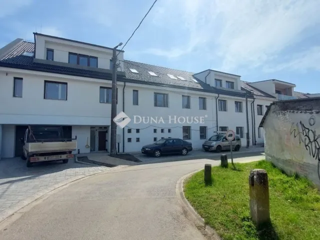 Eladó lakás Vác 49 nm