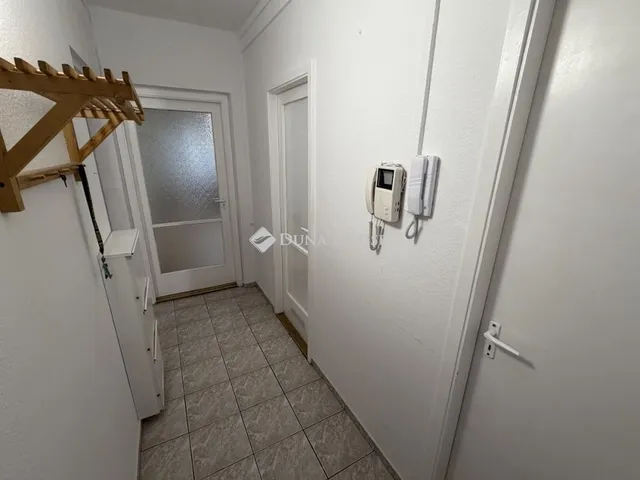 Eladó lakás Budapest III. kerület 52 nm