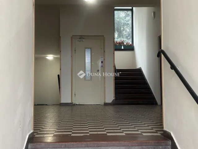 Eladó lakás Budapest II. kerület 76 nm