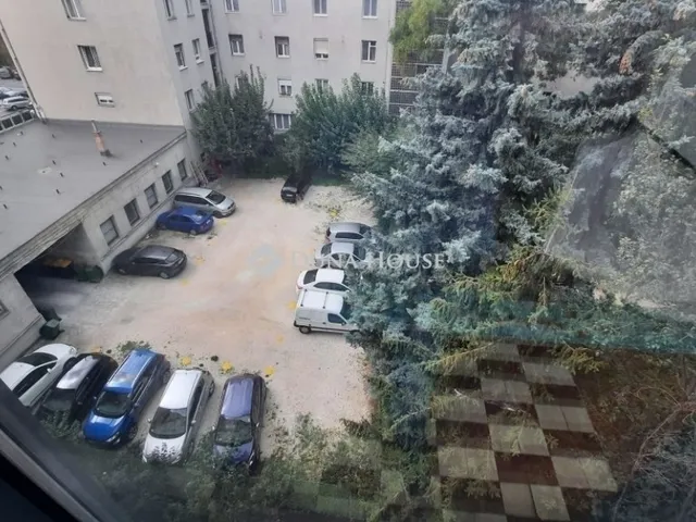 Eladó lakás Budapest II. kerület 76 nm