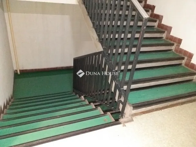 Eladó lakás Budapest III. kerület 49 nm