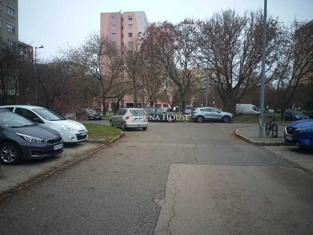 Eladó lakás Budapest III. kerület 49 nm