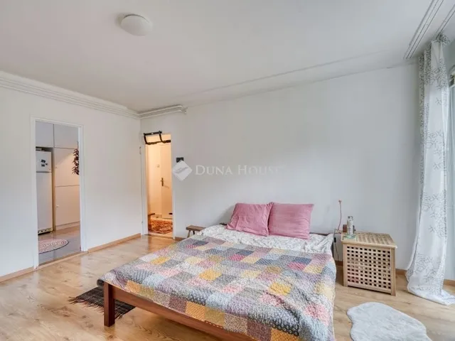 Eladó lakás Budapest II. kerület 70 nm