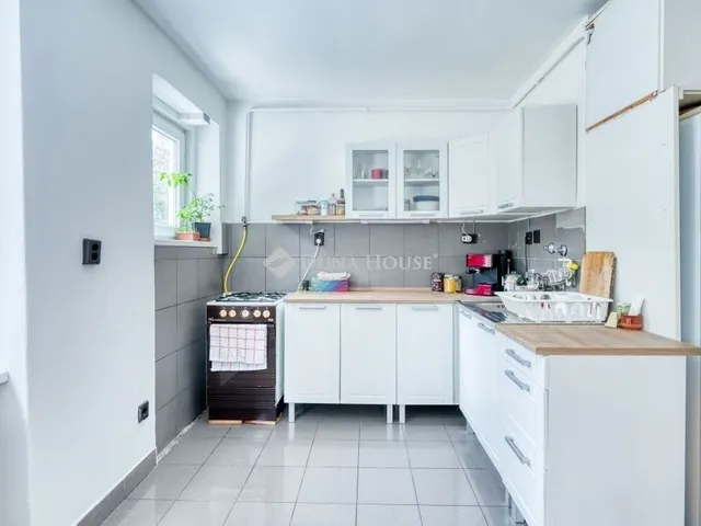 Eladó lakás Budapest II. kerület 70 nm