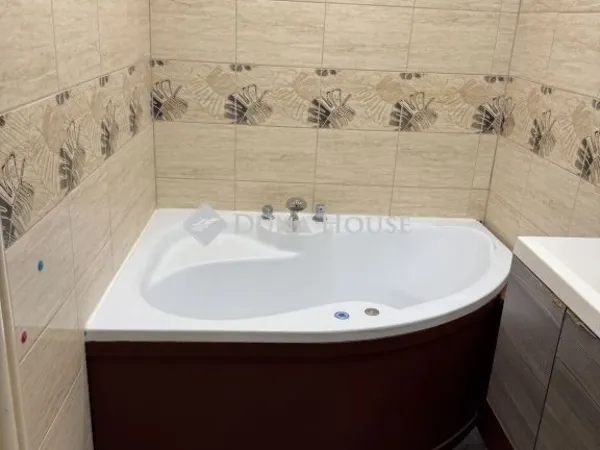 Eladó lakás Budapest IV. kerület 69 nm