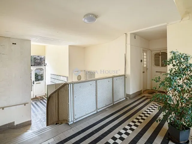 Eladó lakás Budapest II. kerület 84 nm