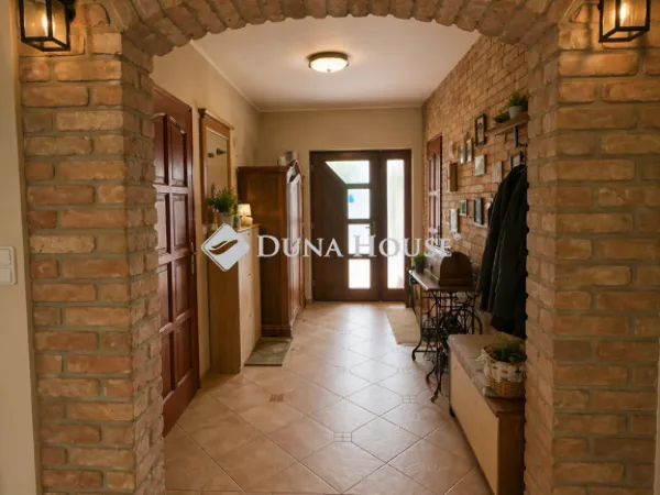 Eladó ház Dunakeszi 176 nm