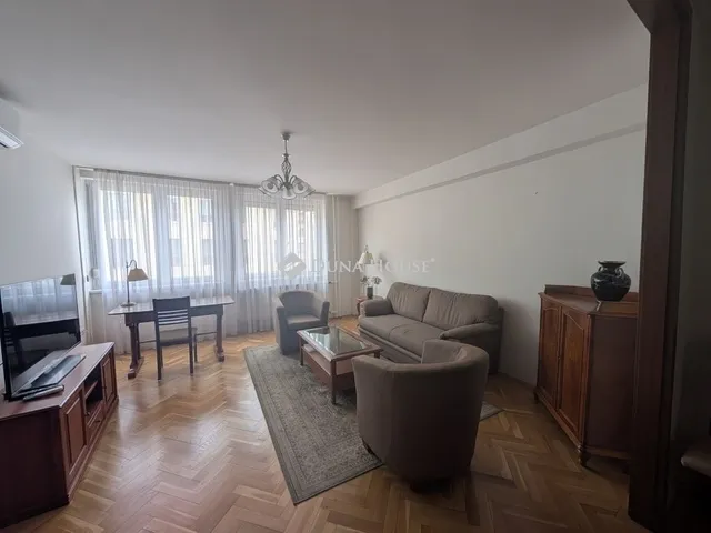 Eladó lakás Budapest II. kerület 66 nm