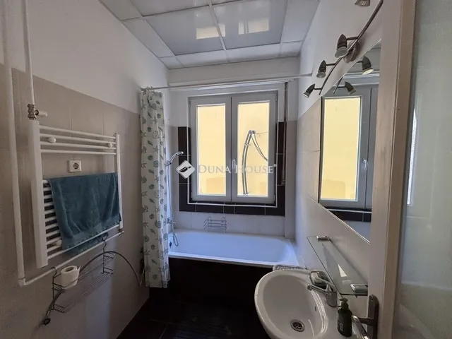 Eladó lakás Budapest II. kerület 80 nm
