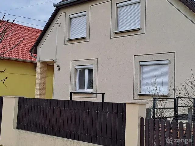 Eladó ház Szolnok, Szandaszőlős 140 nm
