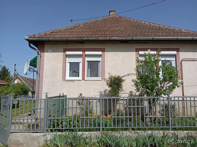 Eladó ház Tiszadob 110 nm