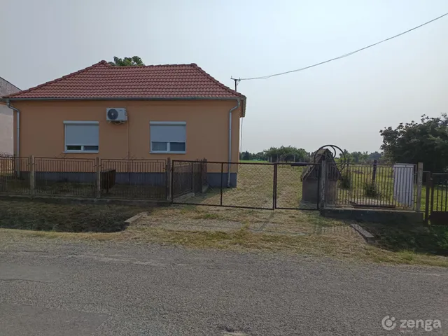 Eladó ház Becsehely 125 nm