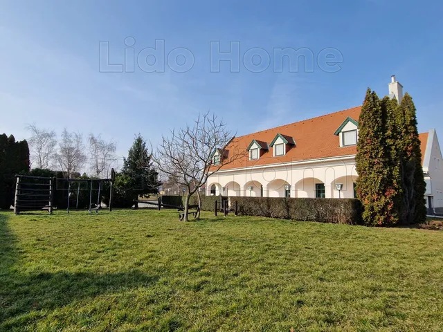 Eladó kereskedelmi és ipari ingatlan Sopronkövesd 800 nm