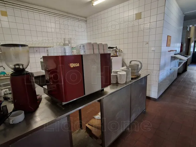 Eladó kereskedelmi és ipari ingatlan Sopronkövesd 800 nm