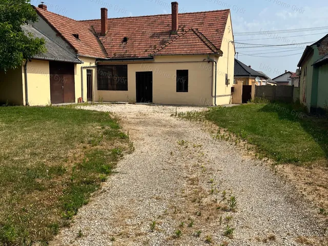 Eladó ház Bősárkány 184 nm