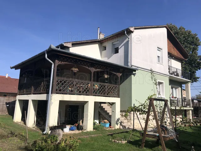 Eladó ház Győr 185 nm