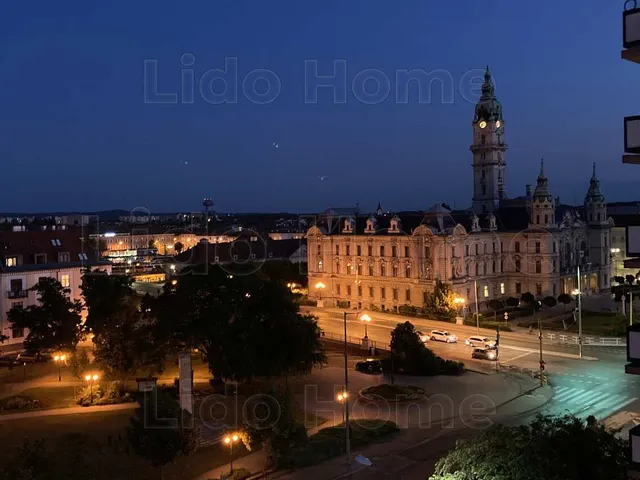 Eladó lakás Győr, Belváros 96 nm