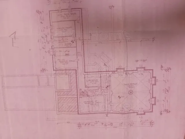 Eladó kereskedelmi és ipari ingatlan Győr 350 nm