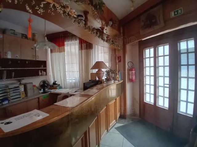 Eladó kereskedelmi és ipari ingatlan Győr 350 nm