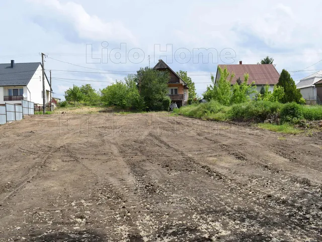 Eladó telek Pázmándfalu 666 nm