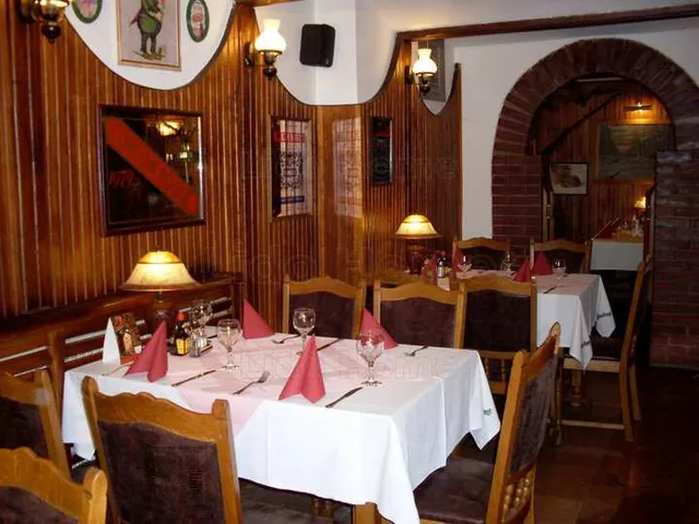 Eladó kereskedelmi és ipari ingatlan Győr 520 nm