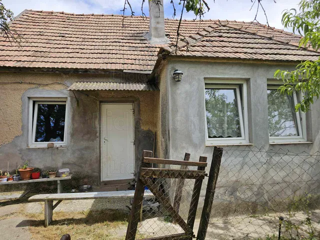 Eladó ház Győrasszonyfa 67 nm