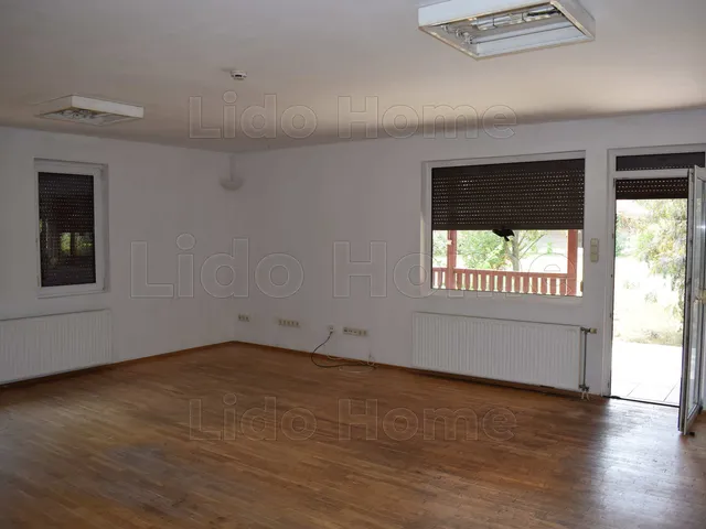 Eladó ház Győrság 196 nm