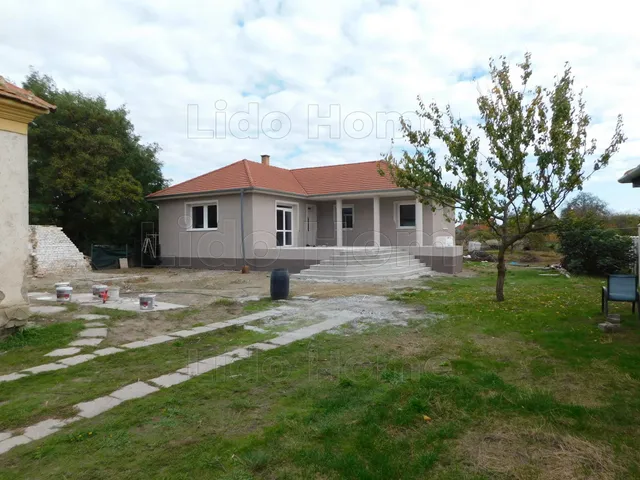 Eladó ház Győr 89 nm