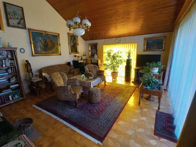Eladó ház Győr 225 nm