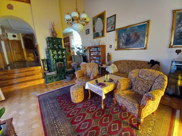 Eladó ház Győr, Nádorváros 225 nm