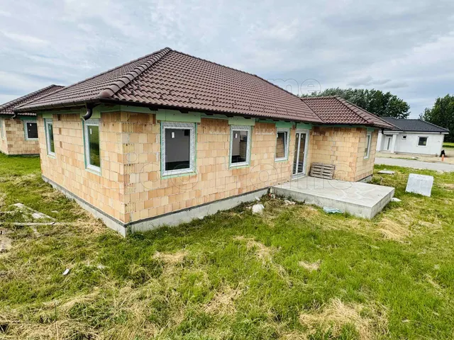 Eladó ház Győrladamér 127 nm