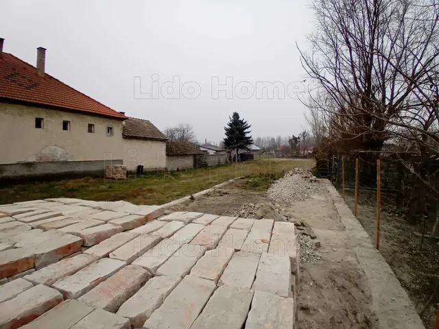 Eladó telek Ásványráró 1241 nm