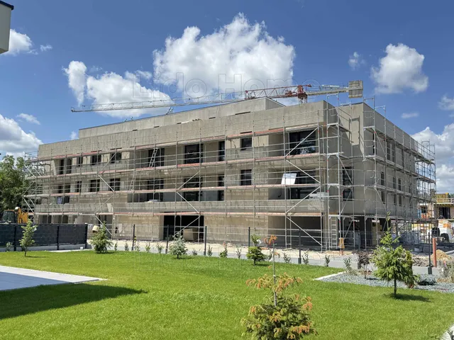 Eladó lakás Győr, Révfalu 65 nm