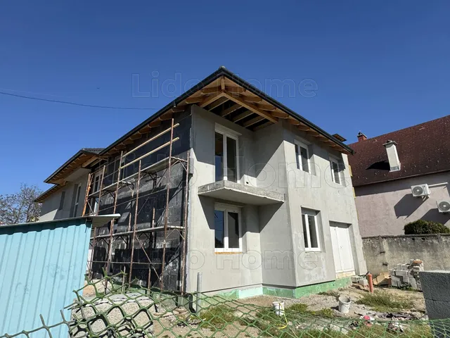 Eladó lakás Győr, Szabadhegy 87 nm