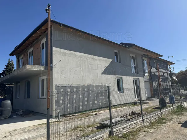 Eladó lakás Győr, Szabadhegy 87 nm