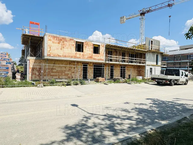 Eladó lakás Győr, Révfalu 61 nm