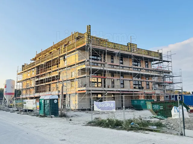 Eladó kereskedelmi és ipari ingatlan Győr, Révfalu 46 nm