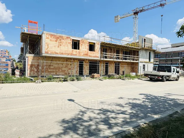 Eladó lakás Győr, Révfalu 89 nm
