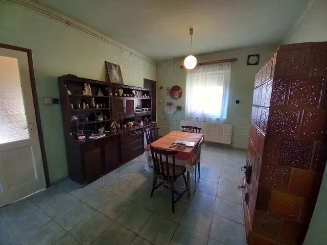 Eladó ház Mosonszentmiklós 90 nm